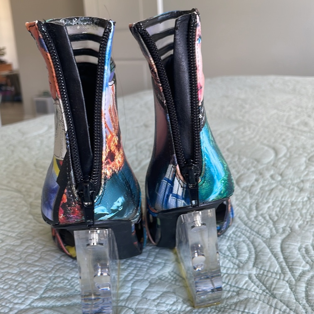 Unique Wedges - Privileged - Picture 5 of 8
